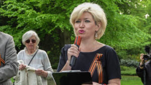 07a-240510-vlcsnap-2024-05-10-06h35m49s442