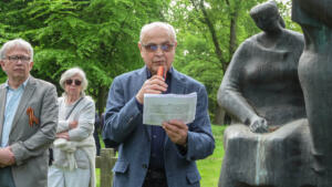 13-240510-vlcsnap-2024-05-10-07h14m09s857